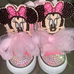 Custom Minnie Mouse Themes Converse